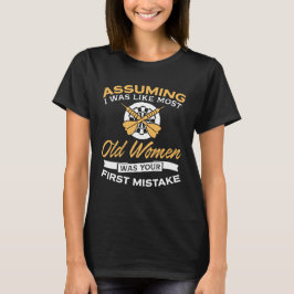 Grappig oude vrouwen die overvallen verduisteren t-shirt