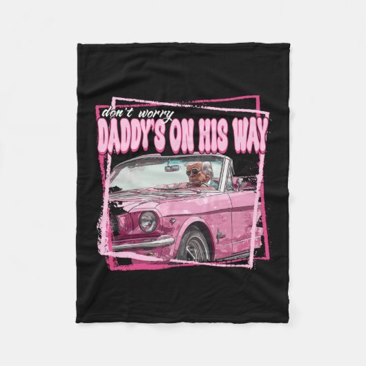 Grappig papa's huis Trump Pink 2024 Take America B Fleece Deken (Voorkant)