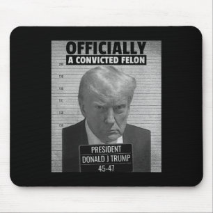 Grappig President Trump is officieel veroordeeld Muismat