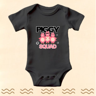 Grappig roze piggy squad romper