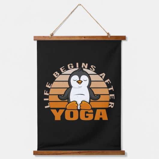 Grappig schattige pinguïn die yoga doet. hangend wandkleed (Voorkant)