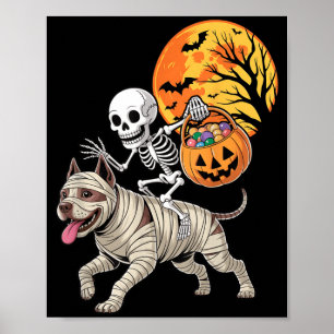 Grappig Skelet dat op Mummie Pitbull Hond rijdt Vr Poster