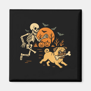 Grappig skelet dat op pug jaagt Halloween kostuum Magneet