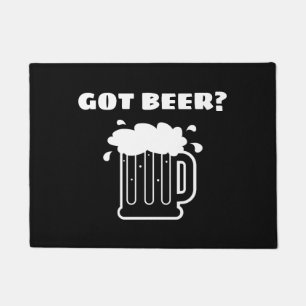 Grappig slaapje voor bierliefhebbers - Heb je bier Deurmat