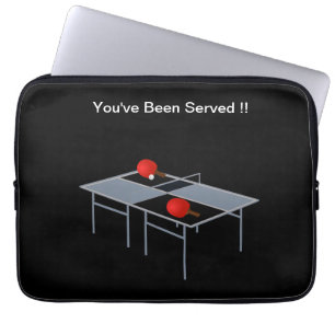 Grappig tafeltennis geserveerd, laptop sleeve