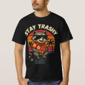 Grappig verblijf Trashy Sunset Wasbeer T-shirt (Voorkant)