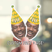 Grappig Verjaardagsgezicht met Party Pet & Custom Sticker