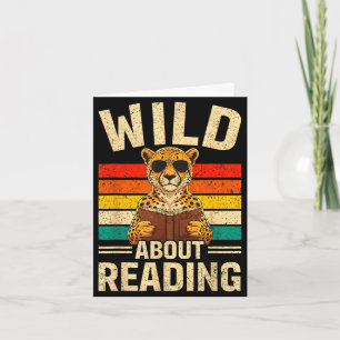 Grappig wild over het lezen van retro cheeta boek kaart