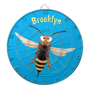 Grappig woedende wesp cartoon illustratie dartbord