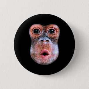 Grappige aap die een opgeblazen gezicht maakt, Aap Ronde Button 5,7 Cm