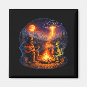 Grappige Alien en Bigfoot Kampvuur Maan UFO Magneet