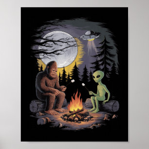 Grappige Alien en Bigfoot Wandelen Maan Sasquatch  Poster