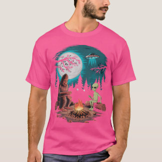 Grappige Alien en Bigfoot Wandelen Maan Sasquatch T-shirt