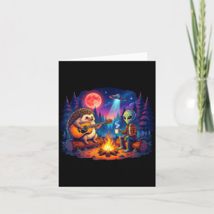 Grappige Alien en Egel Kamperen Kampvuur Maan UFO Kaart