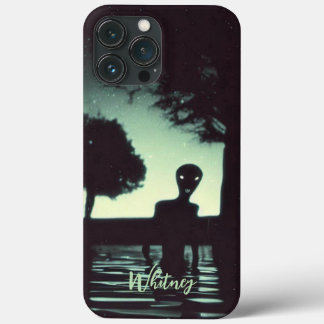 Grappige Alien Invasie Rtero Sci Fi film Naam iPhone 13 Pro Max Hoesje