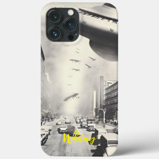 Grappige Alien Invasie Rtero Sci Fi film Naam iPhone 13 Pro Max Hoesje