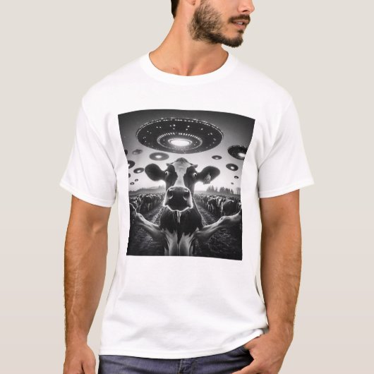 Grappige Alien Koe UFO Dairy Koe Selfie met UFO's T-shirt (Voorkant)