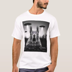 Grappige Alien Squirrel UFO Racoon Selfie met UFO' T-shirt