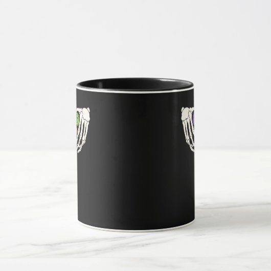 Grappige augurk Halloween Skelet Handen Hart Pompo Mok (Midden)