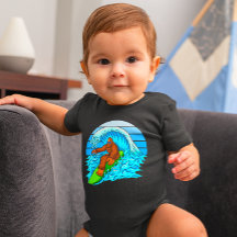 Grappige Baby Jongen Bigfoot Sasquatch Surfsporten