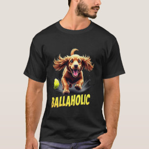 Grappige balverslaafde cockerspaniël hond jaagt op t-shirt