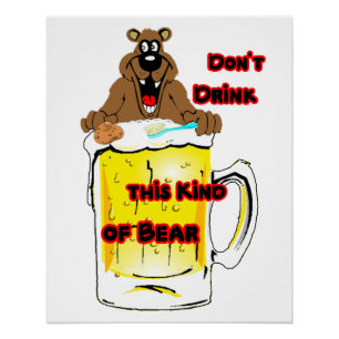 Grappige beer die een bad neemt in een glas bier o perfect poster