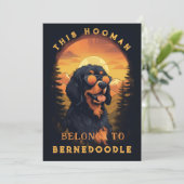 Grappige Bernedoodle Hond Ouder gepersonaliseerd Aankondiging (Staand voorkant)