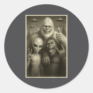 Grappige Bigfoot, Alien, & Yeti Sasquatch Rock Aan Ronde Sticker