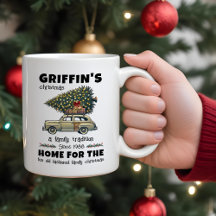 Grappige boom op de auto Familie Kerstmis