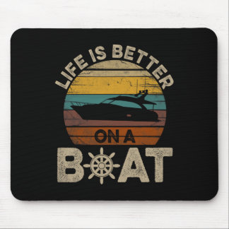 Grappige boot Retro geschenken Het leven is beter  Muismat