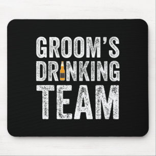 Grappige bruidegom drinkteam getuigen vrijgezellen muismat