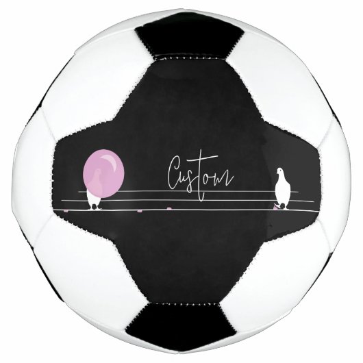 Grappige Bubblegum Vogels op een Draad Zwart Voetbal (Voorkant)