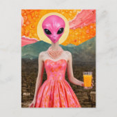 Grappige buitenaardse dame in roze met Oranje sap Briefkaart (Voorkant)