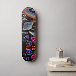 Grappige buitenruimte, buitenaardse wezens skateboard