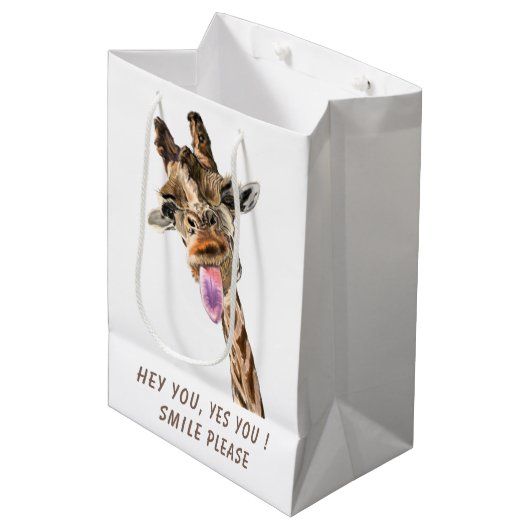 Grappige cadeautas met speelse giraffe - glimlach (Voorkant Gekanteld)