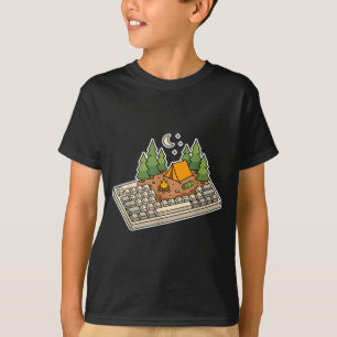 Grappige camping blije kampeerder wandelen buiten t-shirt