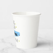 Grappige collega vertrekt, weg voor collega papieren bekers (Links)