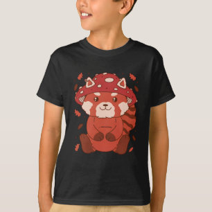 Grappige cottagecore rode panda paddenstoel in bla t-shirt