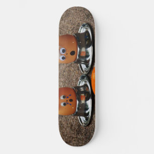 Grappige eieren skateboard