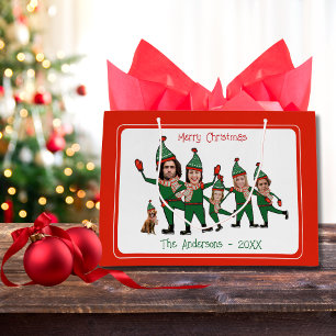 Grappige Elf Uw Familie van Zes Inclusief Hond Roo Groot Cadeauzakje