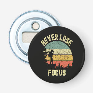 Grappige Fotograaf Camera Verliest Nooit Focus Button Flesopener