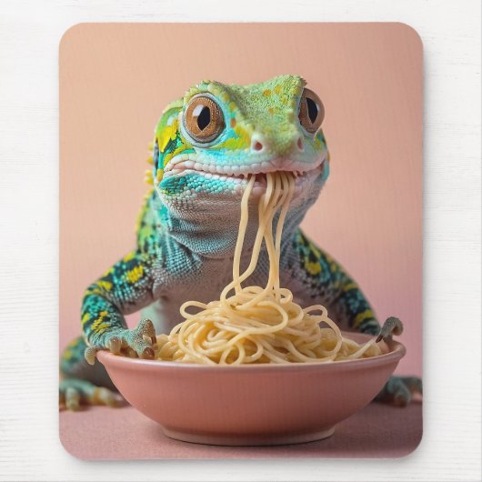 Grappige gekko eten spaghetti muismat (Voorkant)