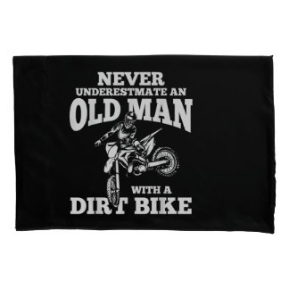 Grappige geschenken onderschatten nooit een oud Ma Kussensloop