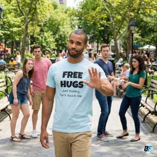 Grappige Gratis Knuffels Alleen Maar Een Grap Intr T-shirt