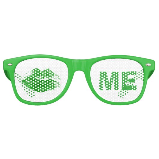 Grappige groene kus me Ierse St. Patrick's Day Retro Zonnebril (Voorkant)