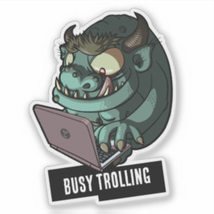 Grappige groene trol die druk bezig is met trollen sticker