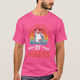 Grappige haai gemakkelijk afgeleid door haaien oce t-shirt