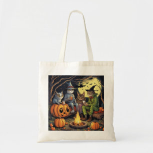 Grappige Halloween katten in kostuum rond kampvuur Tote Bag