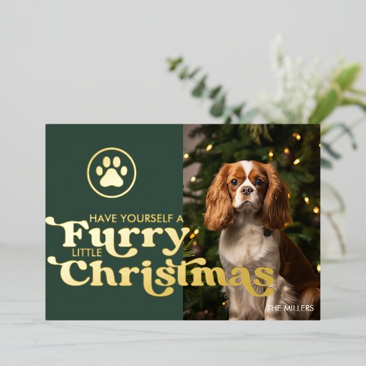 Grappige Harige Kerstman Hond Huisdier Moderne Poo Folie Feestdagenkaart (Staand Voorkant)