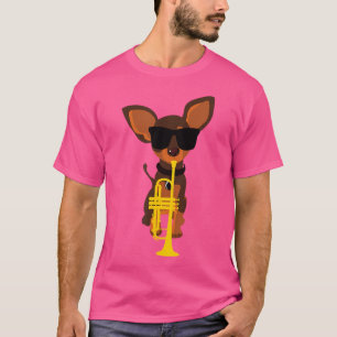 Grappige hond met zonnebril die trompet speelt t-shirt